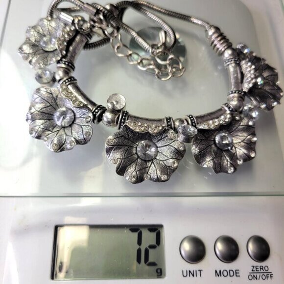 Antique Style Flower Sculpture Choker Bib Necklace STATEMENT BIB Necklace - Picture 8 of 13